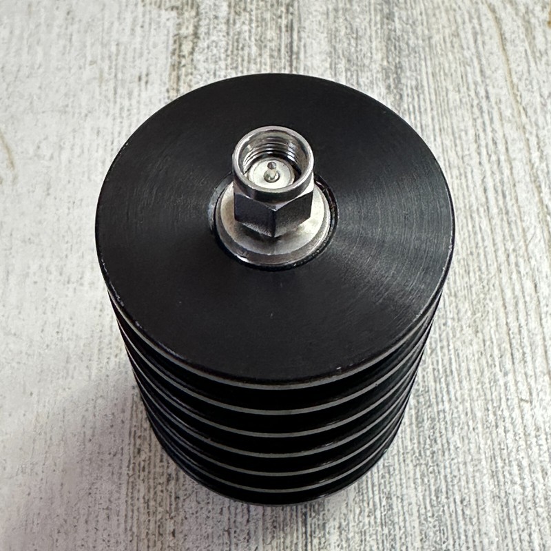 Centric RF C18S25-30 SMA Attenuator 18Ghz 25Watts 30db gallery