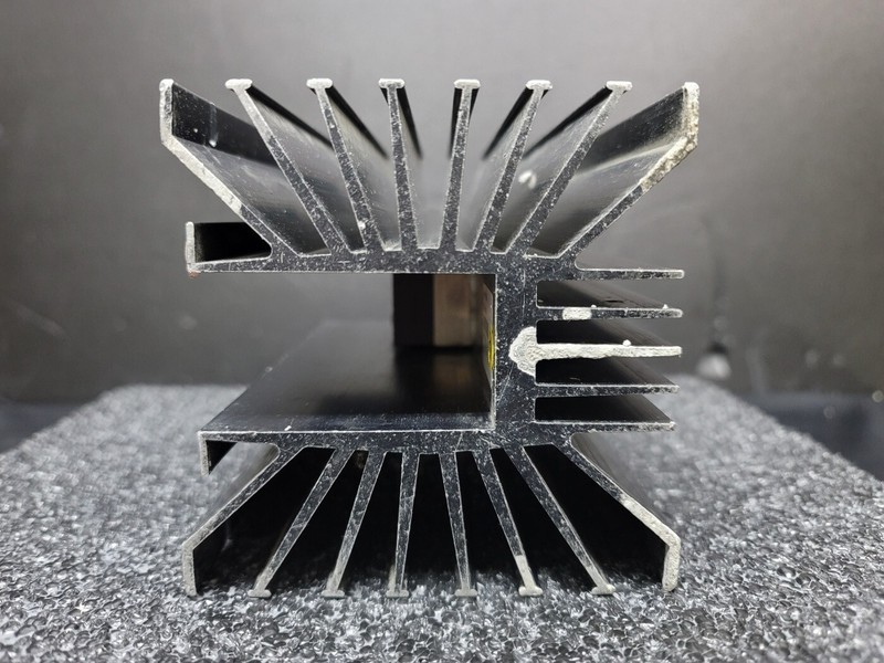 MICROWAVE 6100N: High Power Dry Load, Connector type N(f) (B1168) gallery
