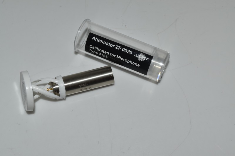 BRUEL & KJAER ATTENUATOR ZF 0020 (TPL98)