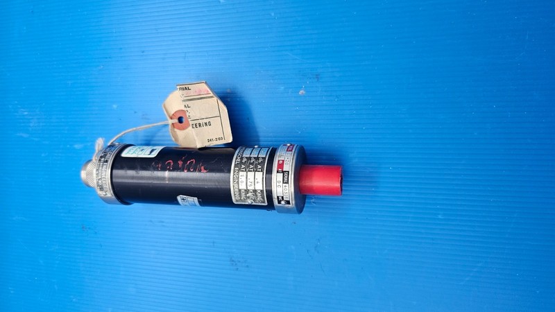WEINSCHEL 10-20, -20.02 db RF Coaxial Fixed Attenuator Unit