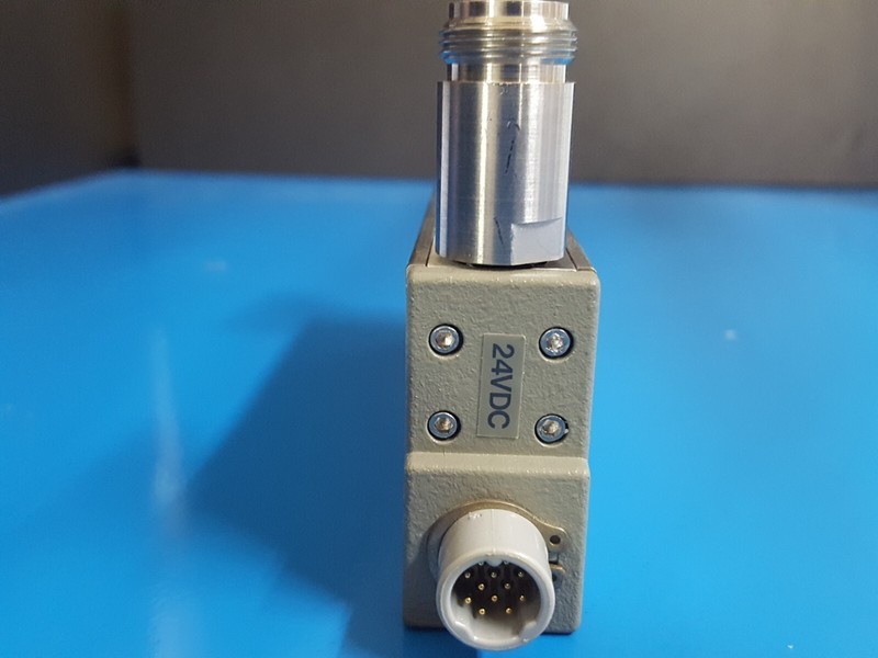 Agilent 8494G: Programmable Step Attenuator DC 4GHz, W/Opt. 001 (1750) gallery