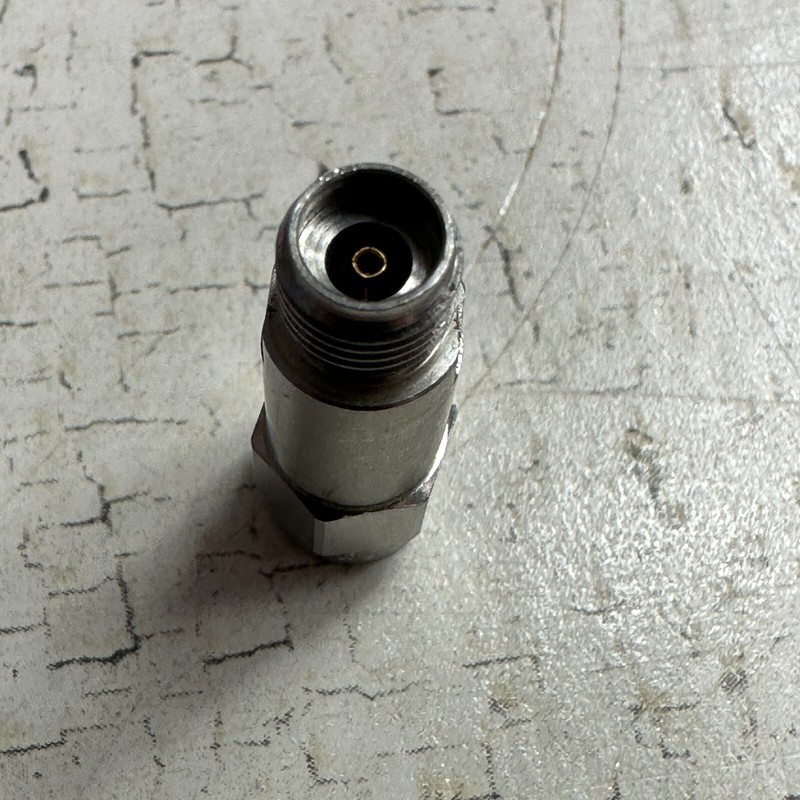 Fairview 6 dB Fixed Attenuator 2.92mm Male To 2.92mm Female 40 GHz SA4018-06 gallery