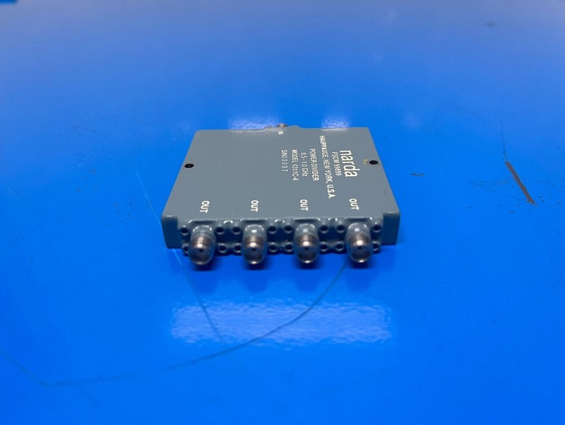 Narda 4311C-4 : Power Divider, 4-way, 0.5 to 1.0 GHz, SMA(f), 30 Watt (3037) gallery