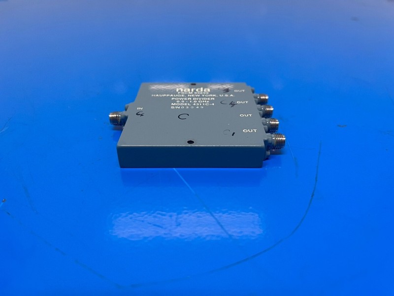 Narda 4311C-4 : Power Divider, 4-way, 0.5 to 1.0 GHz, SMA(f), 30 Watt (3049) gallery