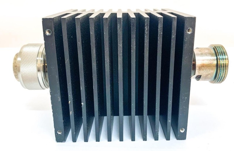 Pasternack PE7312-3 3dB Fixed Attenuator 7/16 DIN Male to 7/16 DIN Female (7774) gallery