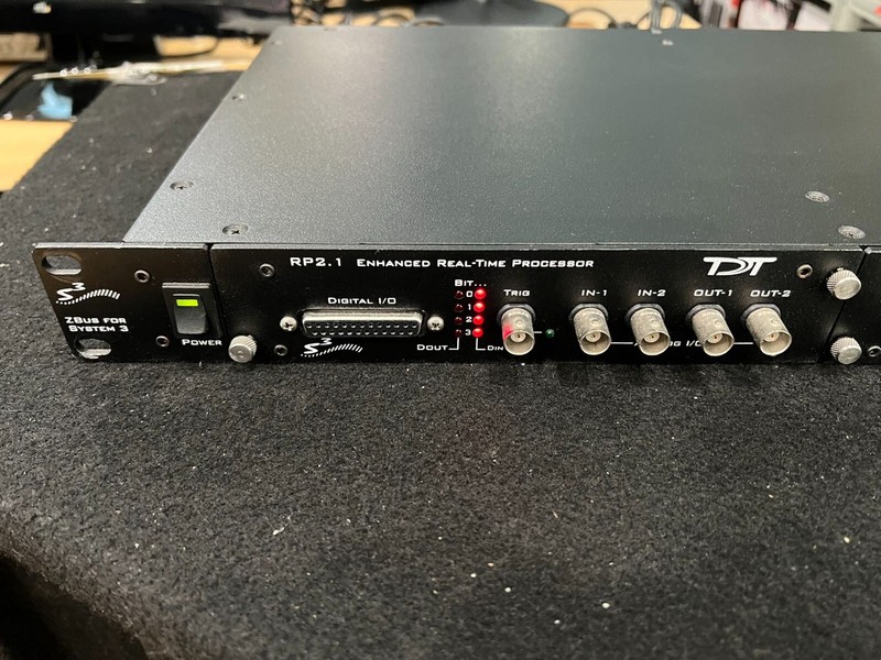 Tucker Davis Technologies RP2.1 Enhanced Real-time processor/HB7 Headphone drive gallery