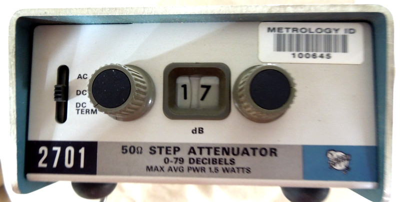 Tektronix 2701 Bench Step Attenuator 0-79 dB, DC-1.5 GHz, NICE Tested gallery