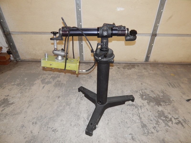 *LL* MICROWAVE ATTENUATOR ON ADJUSTABLE TRIPOD STAND (#4277)