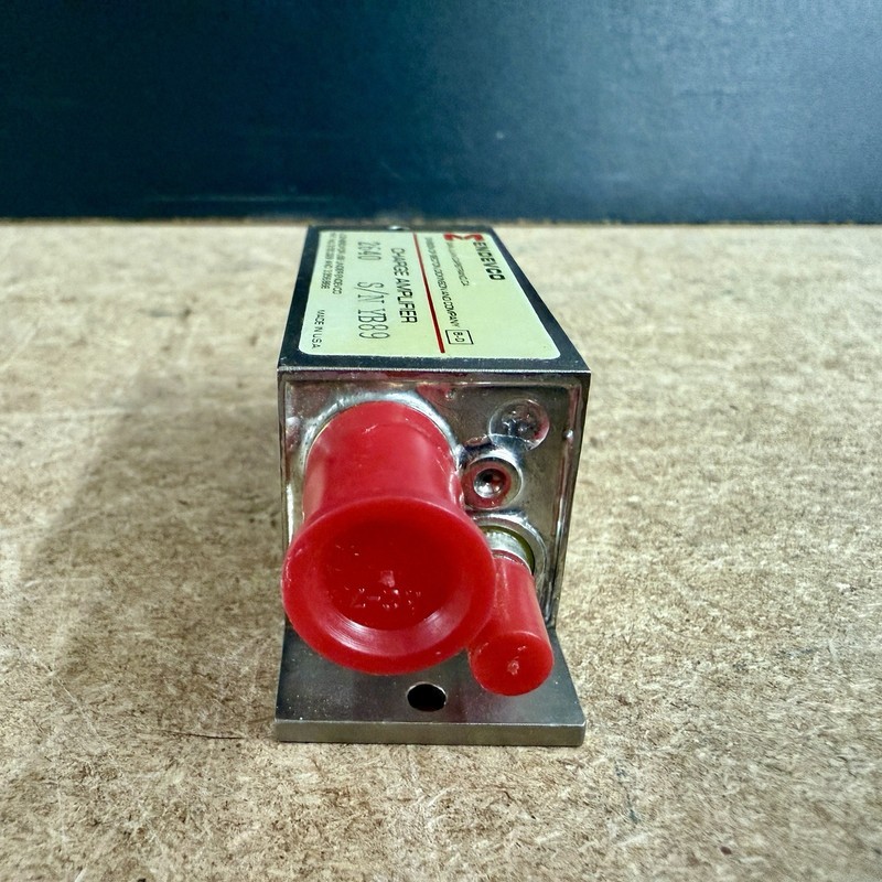 Endevco Charge Amplifier 2640 Vintage Becton Dickinson Test Equipment gallery