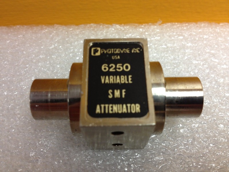 Photodyne Inc. 6250 Variable SMF Attenuator