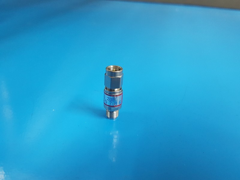 HRS AT-102: DC-18GHz 2dB Coaxial Fixed Attenuator (9786) gallery
