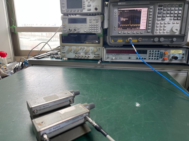 HP Agilent 8495B Step Attenuator 0-18GHz , 0-70dB , 10dB steps gallery