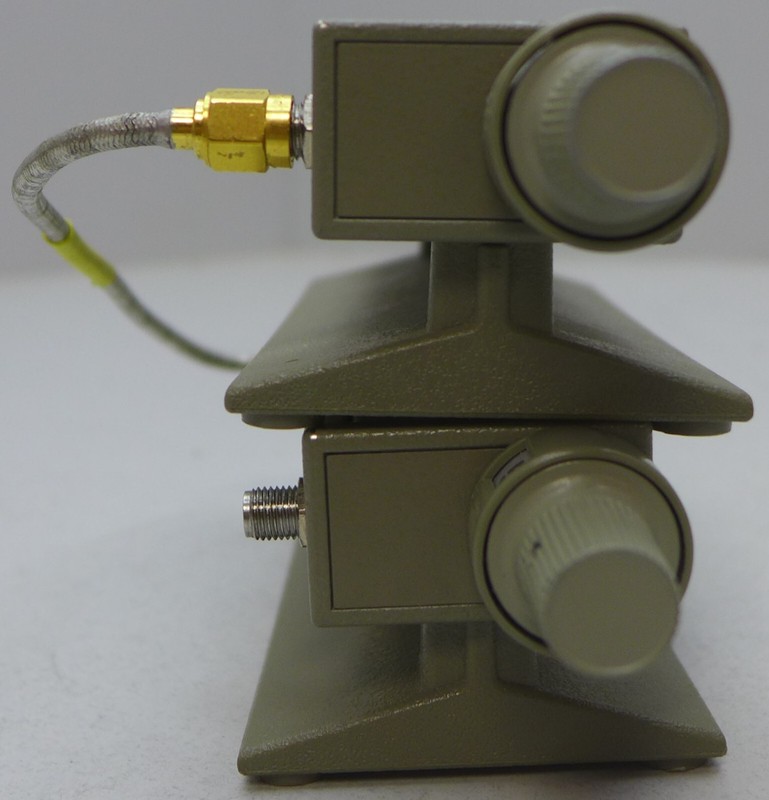 Agilent/HP 8494A 11dB & 8496A 110dB Manual Attenuator Set w/2 Stands 0-121dB #1 gallery