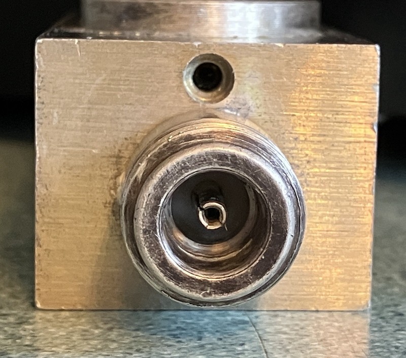 CMC Connecticut Microwave - DIRECTIONAL COUPLER - 240032 - 0-250 Watts gallery