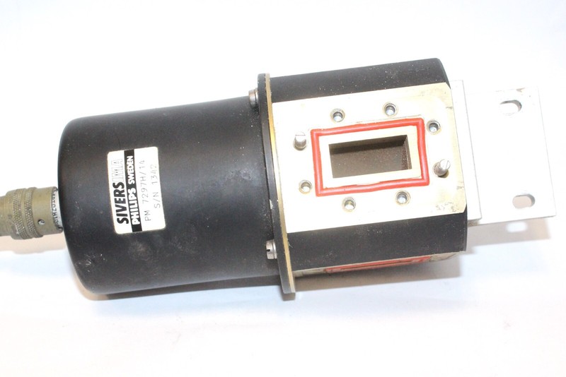 PHILIPS PM7297H/14 WR-112 waveguide switch 7.05-10 GHz gallery