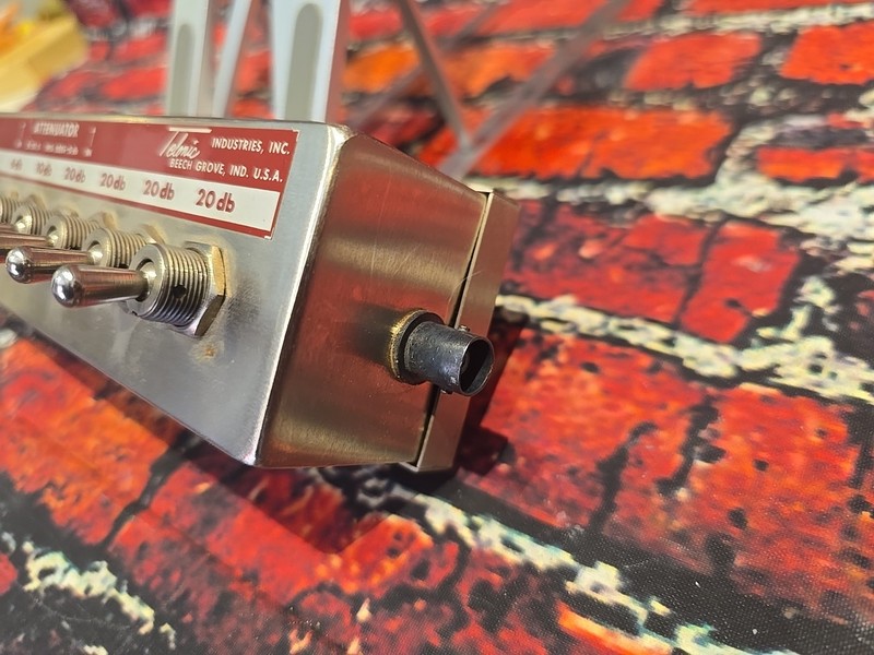 Telonic Industries - TG9050A 1db to 20db Attenuator - TESTED gallery