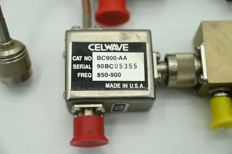 Lot of (4) CELWAVE BC900-AA Circulators Frequency 850-900 MHz gallery