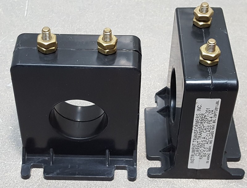 Lot of 2 INSTRUMENTS TRANSFORMER 2SFT-201,RATIO 200:5A. RF2.0, ACC CLASS 1% 4 VA