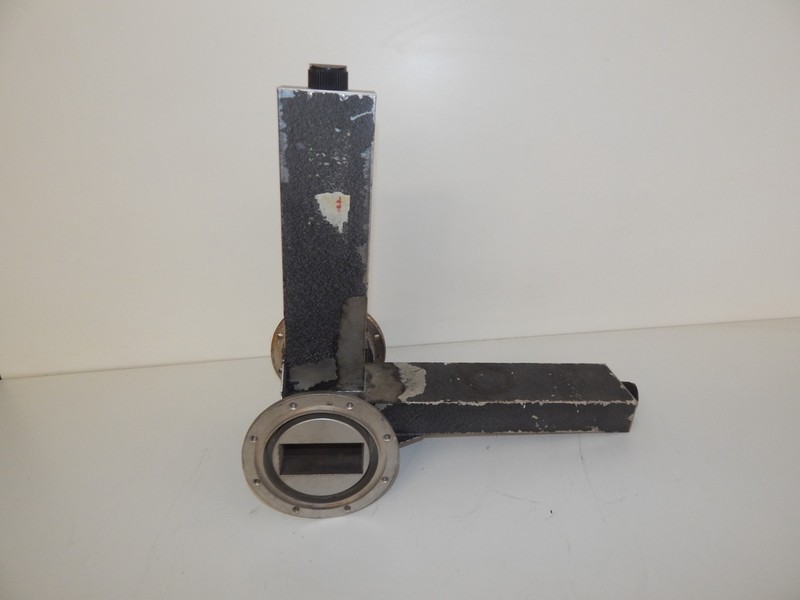 *LL* MICROWAVE ATTENUATOR 90 DEGREE FIXTURE (DZH87) gallery