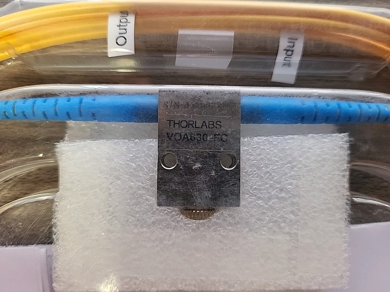 Thorlabs VOA630-FC SM Variable Attenuator, 630nm, In-Line, FC/PC Connectors gallery