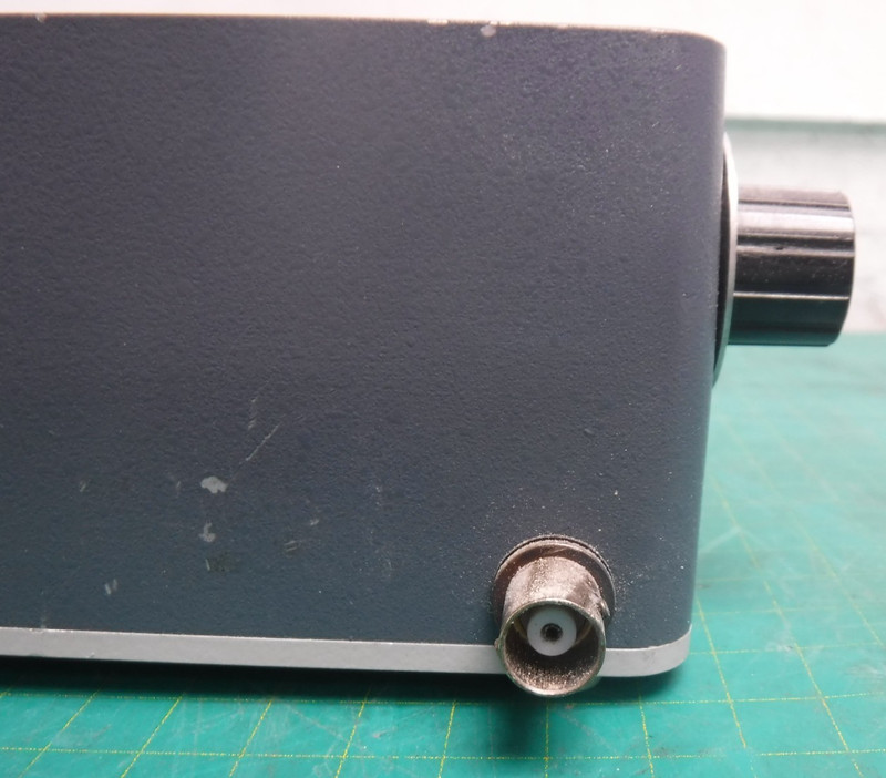 Hewlett Packard HP 355C VHF Attenuator 0.5W 50Ω DC-1000MC gallery