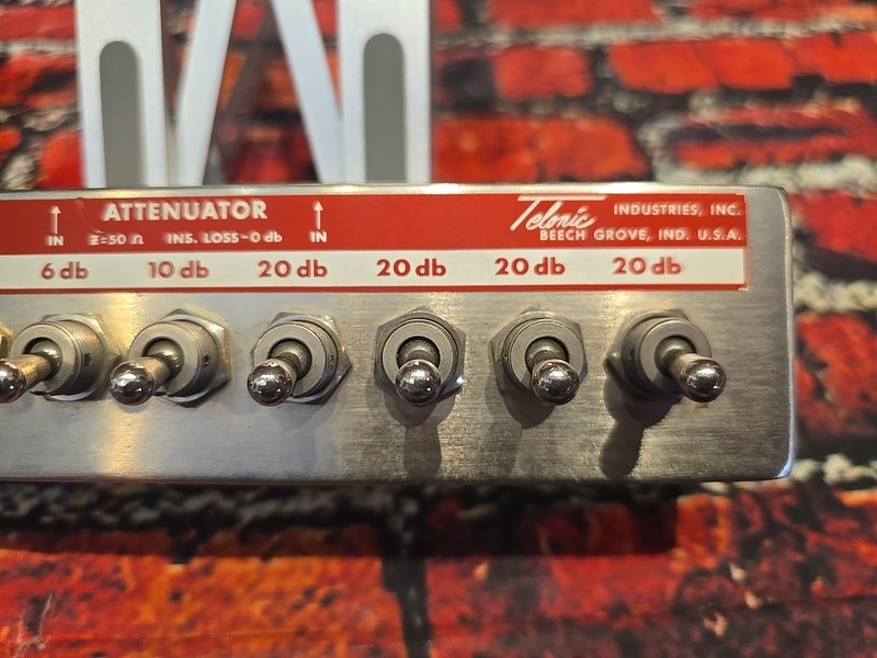 Telonic Industries - TG9050A 1db to 20db Attenuator - TESTED gallery