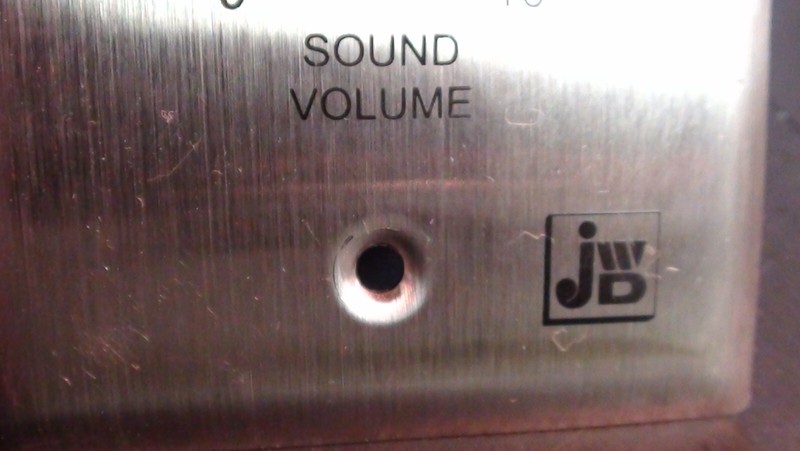 Lowell 10LC2 Dial Volume Control with wall plate (New old stock)