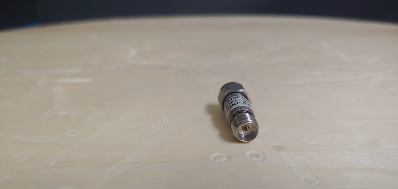 Weinschel 3T-20: Coaxial RF Attenuator 20 dB 2 W SMA(M) to SMA(F) (1589)