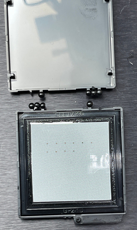 QTY 10 - TESTED - HMC655 0-50GHz 6dB Attenuator - Hittite/Analog Devices gallery