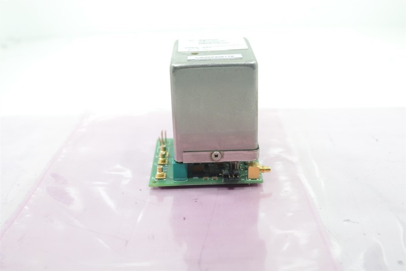 HP Agilent 8645A Agile Generator 0.26-1030MHz 10811-60120 Crystal Oscillator gallery