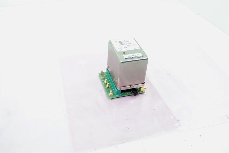 HP Agilent 8645A Agile Generator 0.26-1030MHz 10811-60120 Crystal Oscillator