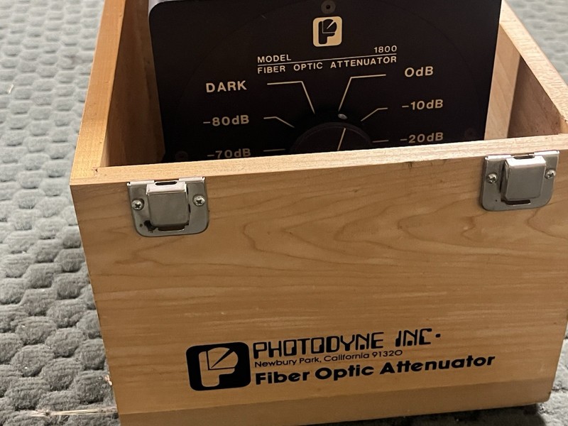 Photodyne Model 1800 FB Fiber Optic Attenuator With Wooden Case gallery