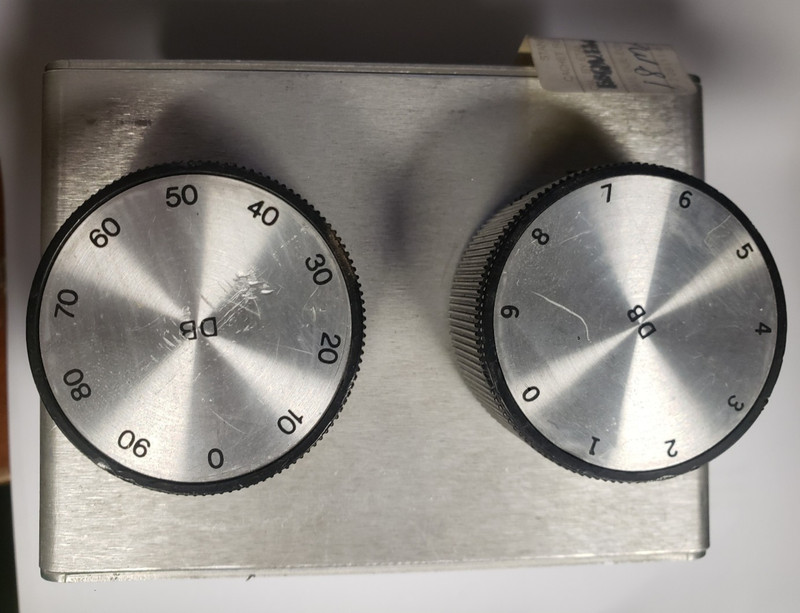 Weinschel variable attenuator AF-119A-99-33.98459 / 9524 0-99dB 1dB step 0-18GHz gallery