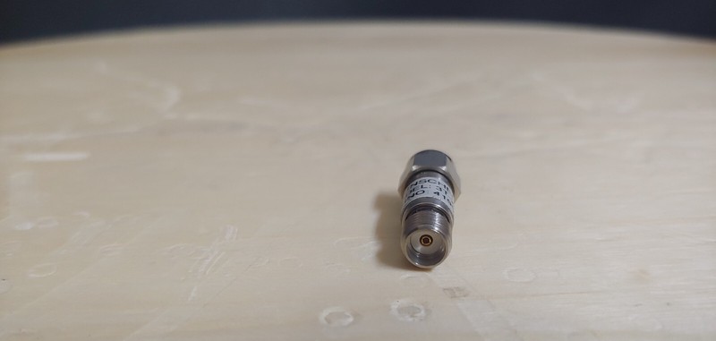 Weinschel 3T-20: Coaxial RF Attenuator 20 dB 2 W SMA(M) to SMA(F) (1950)