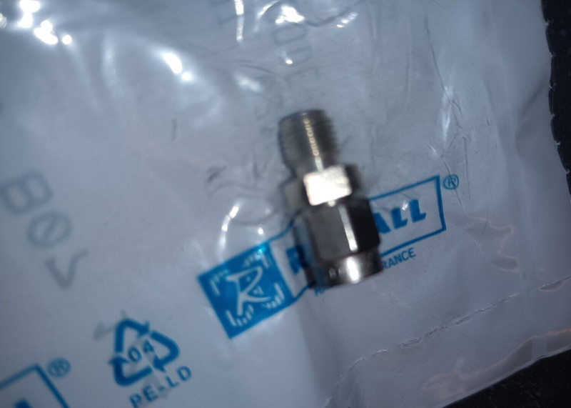 Radiall R411807124 / Radiall R411,807,124 SMA 7dB Coaxial Attenuator