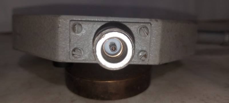 Nice Working PRD S-1110 Variable Attenuator 1.9 - 40 GHz 10 Watt max. gallery