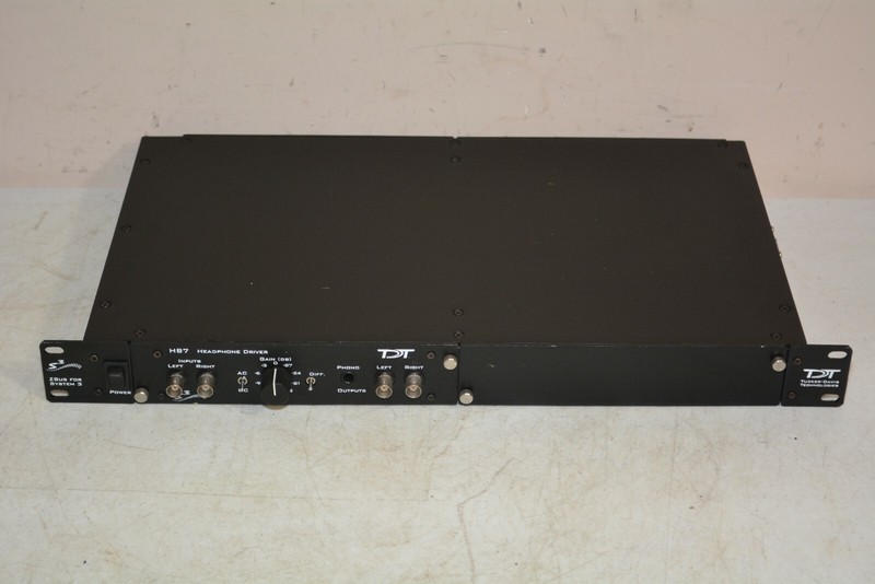^ Tucker-Davis HB7 Headphone Driver #D157