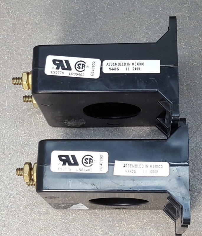 Lot of 2 INSTRUMENTS TRANSFORMER 2SFT-201,RATIO 200:5A. RF2.0, ACC CLASS 1% 4 VA gallery