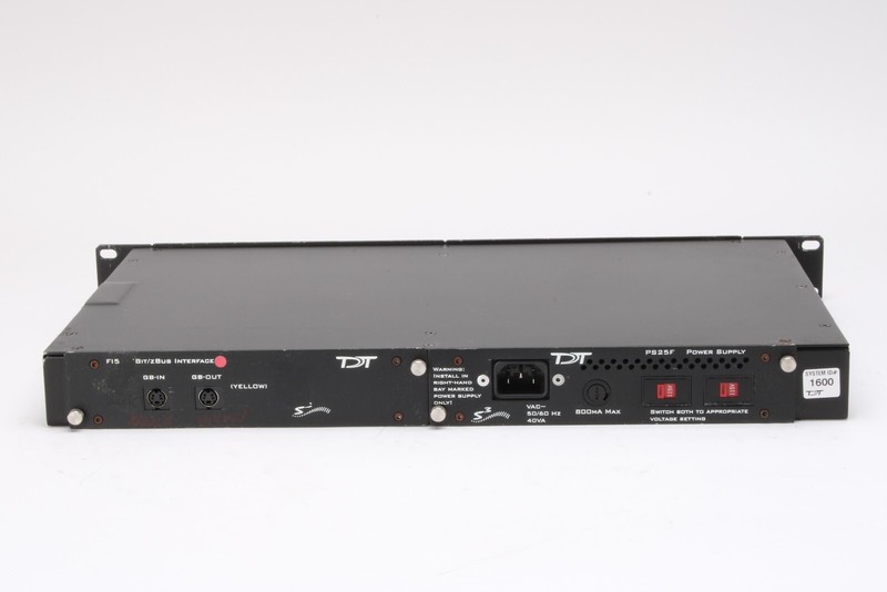 Tucker-Davis Technologies 2x: PA5 Programmable Attenuator & 1x: F15 BIT/zBus gallery