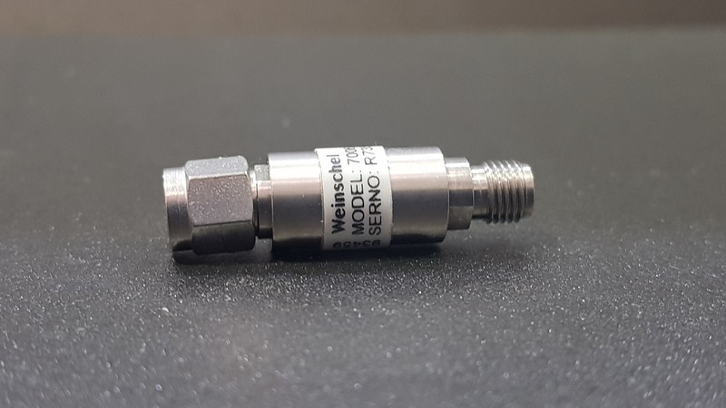Weinschel 7006: SMA-Male/Female ,9 KHz - 26.5, GHz RF DC Block (7358) gallery