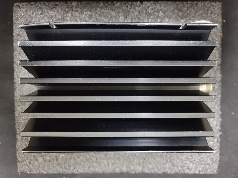 MICROWAVE 6100N: High Power Dry Load, Connector type N(f) (B1163) gallery