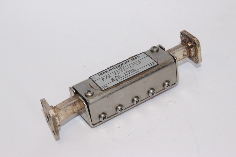 Isolator Trak Microwave 2571-1810 waveguide WR28 WR-28 26,5-40 GHz