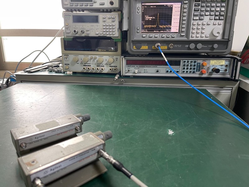 HP Agilent 8495B Step Attenuator 0-18GHz , 0-70dB , 10dB steps gallery