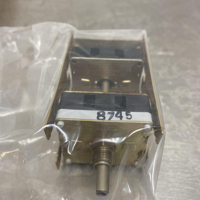Tektronix Vertical Attenuator Switch 260-2025-00 gallery
