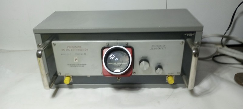 Working Weinschel Engineering PA-2 Precision 30 MHz RF Attenuator