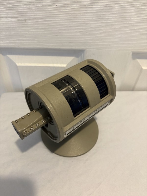 HP K382A (WR-42) 18 to 26.5 GHz 1 Watt Waveguide Variable Attenuator WORKS gallery