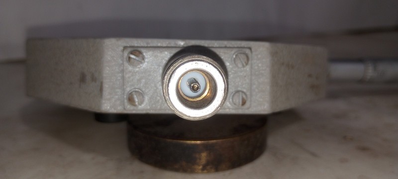 Nice Working PRD C-1110 Variable Attenuator 1.9 - 40 GHz 10 Watt max. gallery
