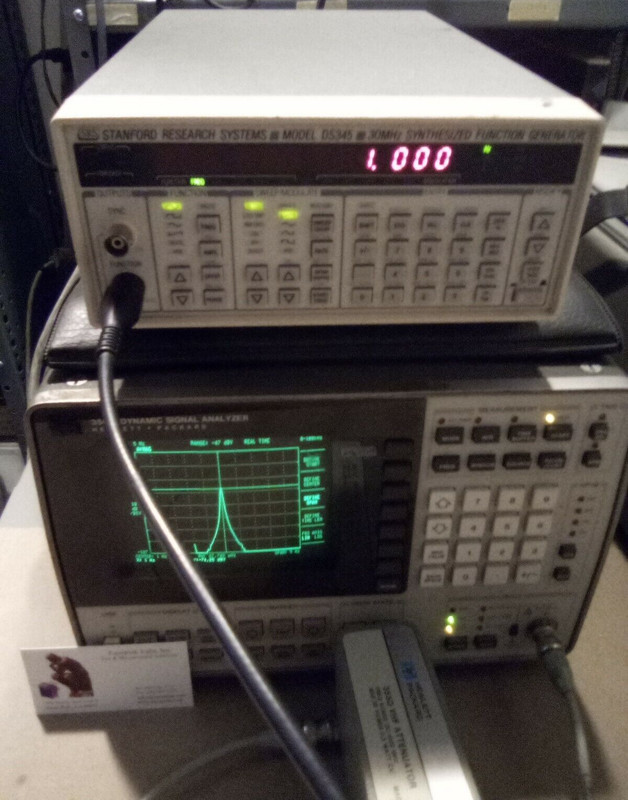 HP 3561A Dynamic Signal Analyzer FULLY WORKING Bright CRT 100kHz 80dB Vibration