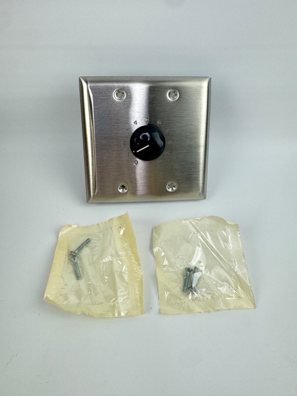 Lowell 35LC2 35 Watt Volume Control *BOX OF 4* gallery