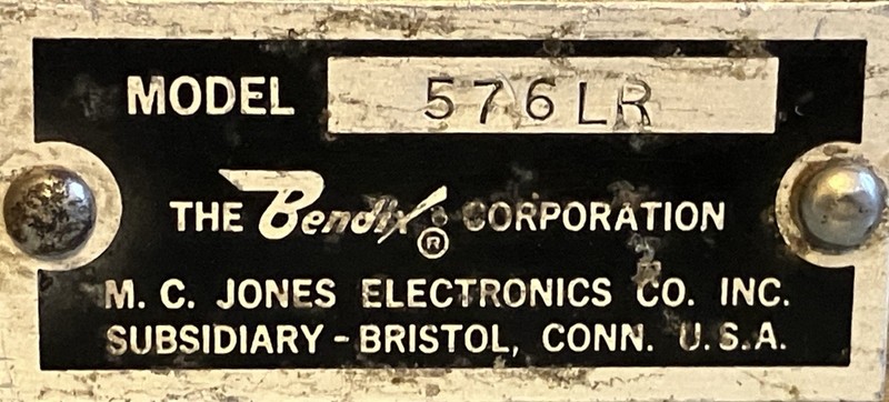 Bendix - MC Jones Electronics - DIRECTIONAL COUPLER - 576LR - With Pickup Diodes gallery